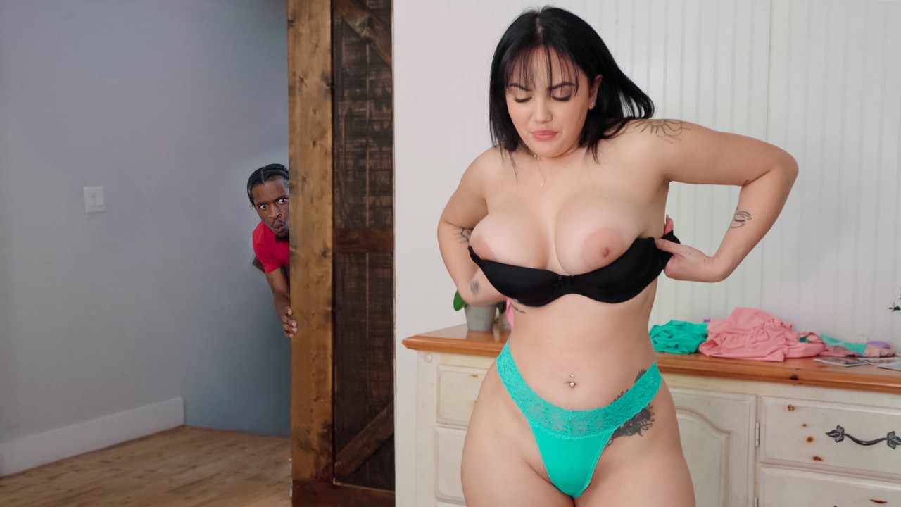 bignaturals presents my-tits-cant-fit in episode: My Tits Can't Fit