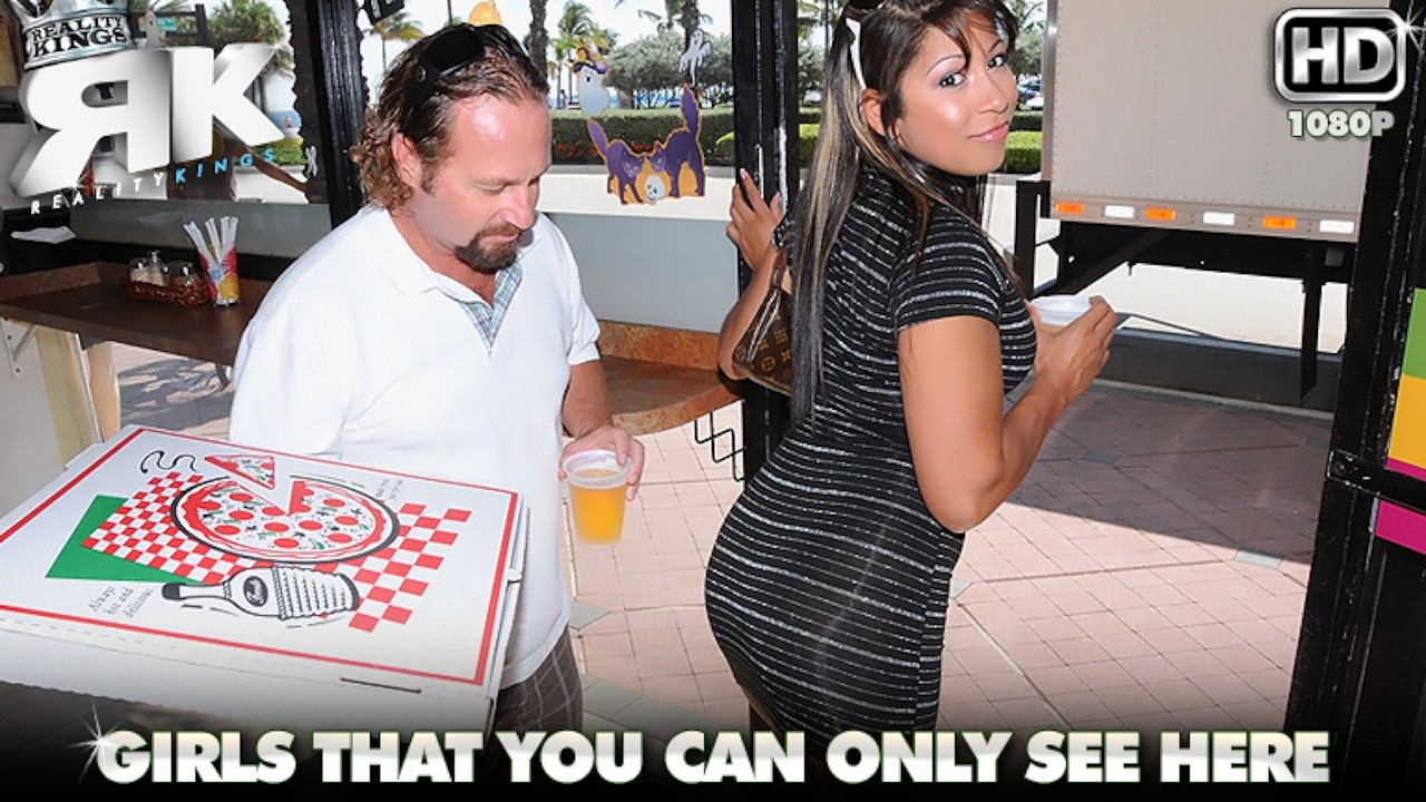 RealityKings Pizza Time
